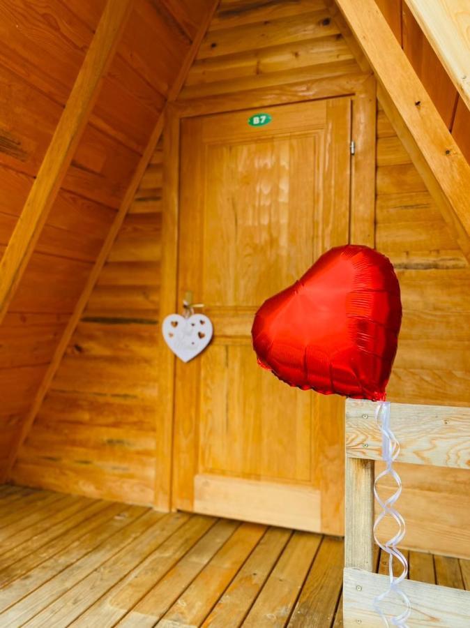 Rooms & Glamping Lana Haus Licko Petrovo Selo Exterior photo